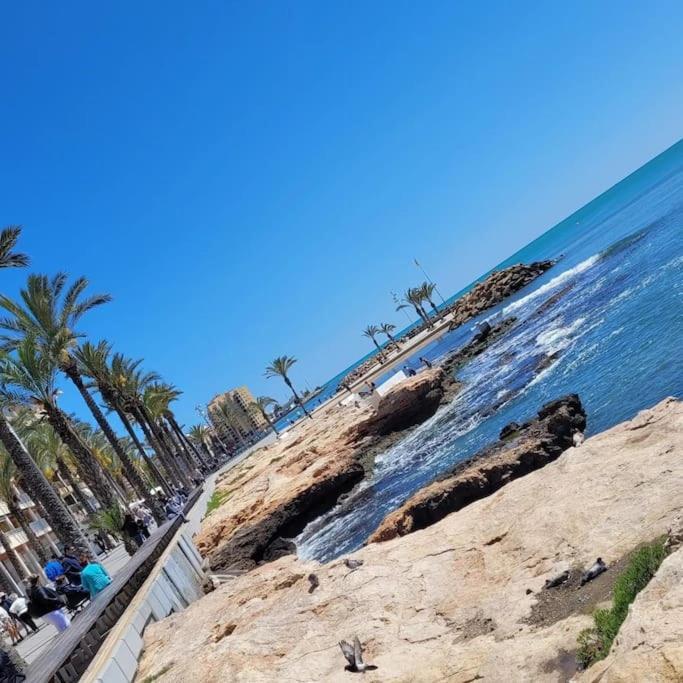 Belle Mar Sea View Studio Torrevieja Bagian luar foto